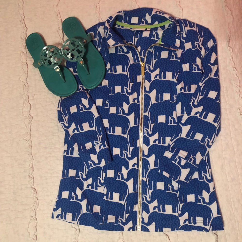 Crown & ivy elephant jacket 🐘